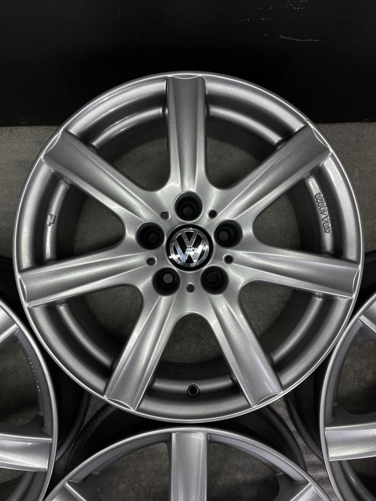 Диски R17 5x112 Et35 7.5J. VW Passat B5 B6 B7 B8 NMS Tiguan CC. Skoda