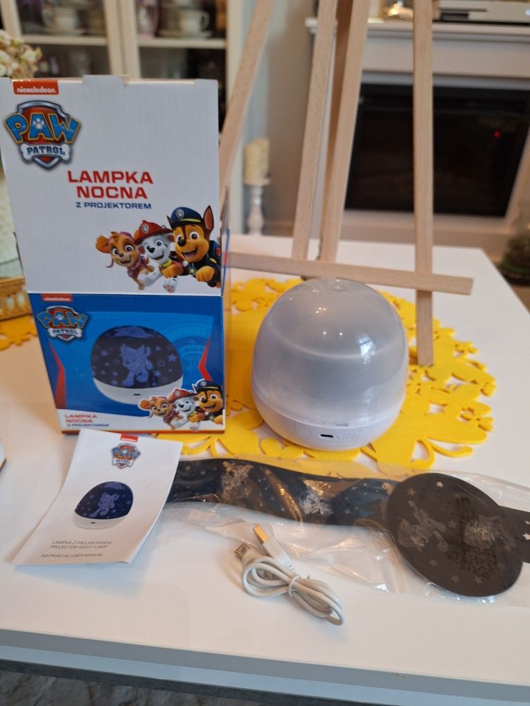Nowa lampką nocna z projektorem Psi Patrol