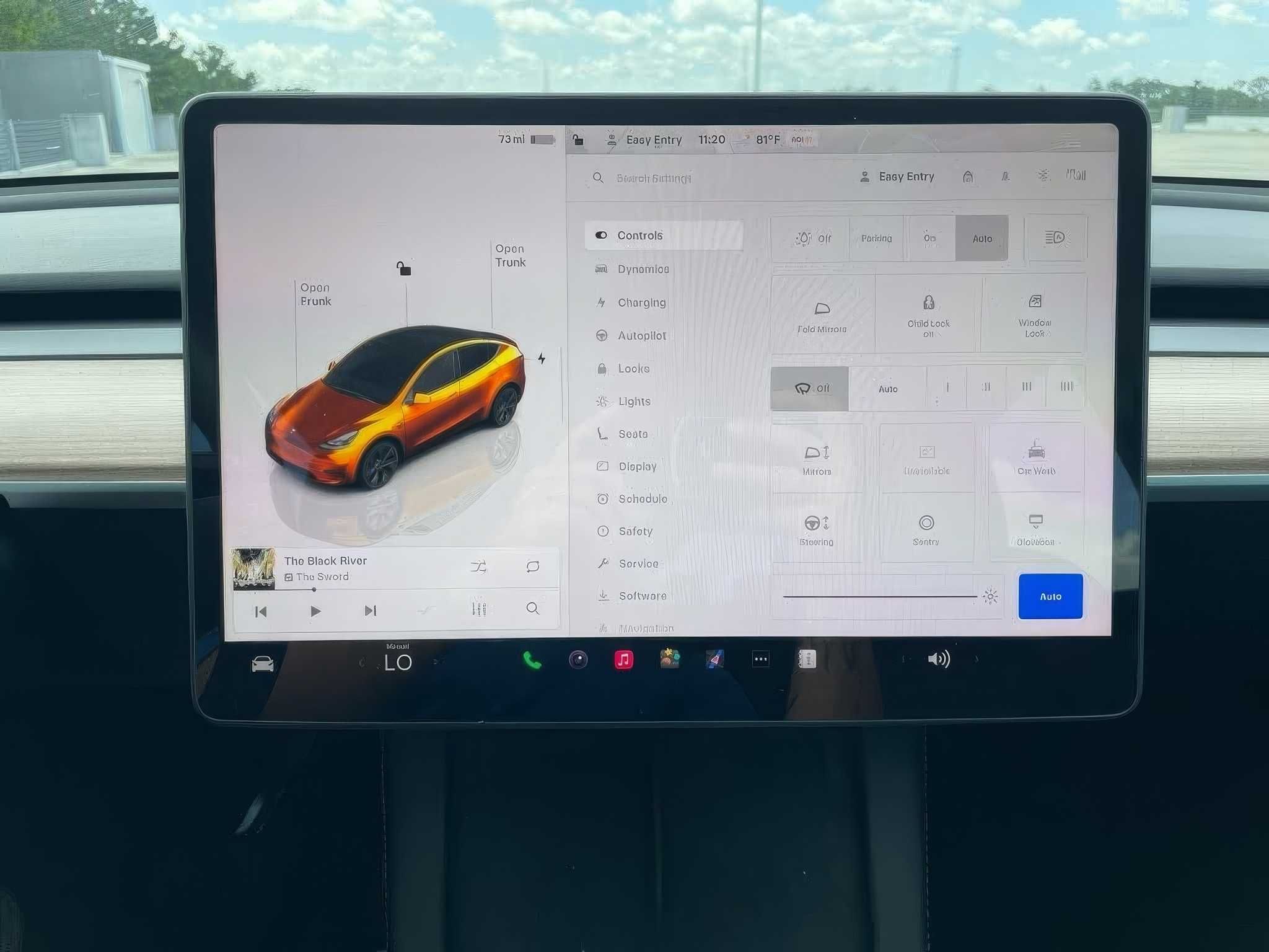 2025 Tesla Model Y Long Range