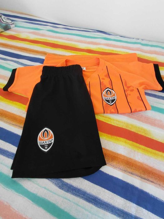 Детская футбольная форма Шахтер