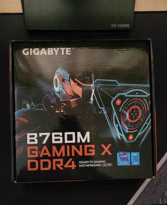 32GB Оперативной памяти ddr 4 , Процессор i7 12700K, GIGABYTE B760M