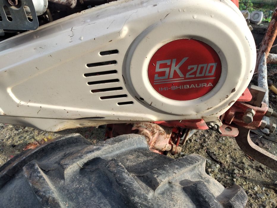 Vendo motoenxada com alfaias