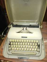 Stara maszyna do pisania Adler junior