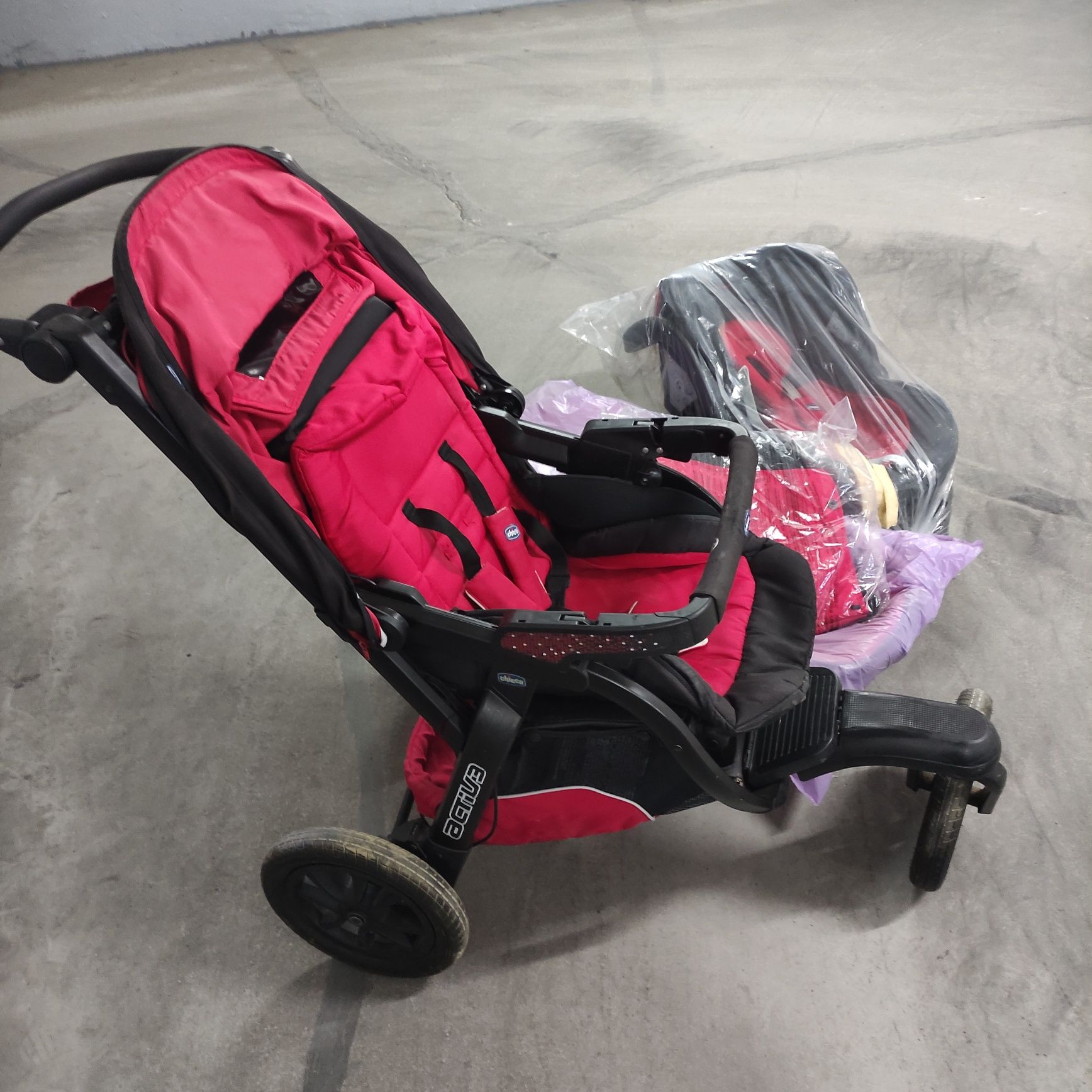 Carrinho Chicco Activ3 trio + easy fix - posso vender em separado
