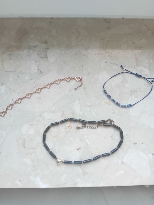 Bransoletka złota i niebieska, naszyjnik czarny kolia