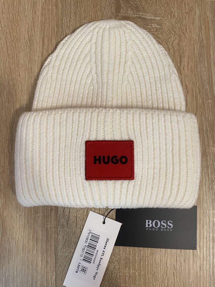 Шапка,шапочка HUGO