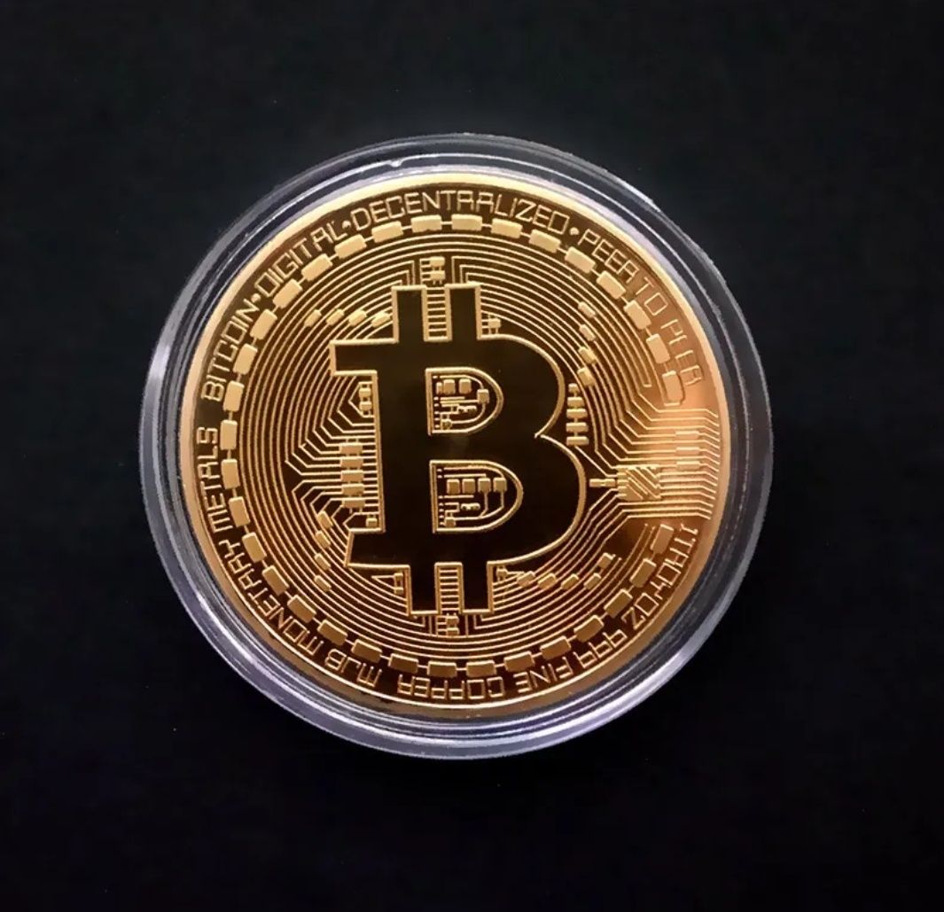 Złota moneta kolekcjonerska Bitcoin BTC duża 40mm.