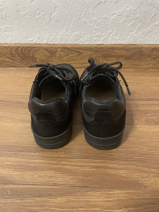 Тухлі на хлопчика, шкіряні