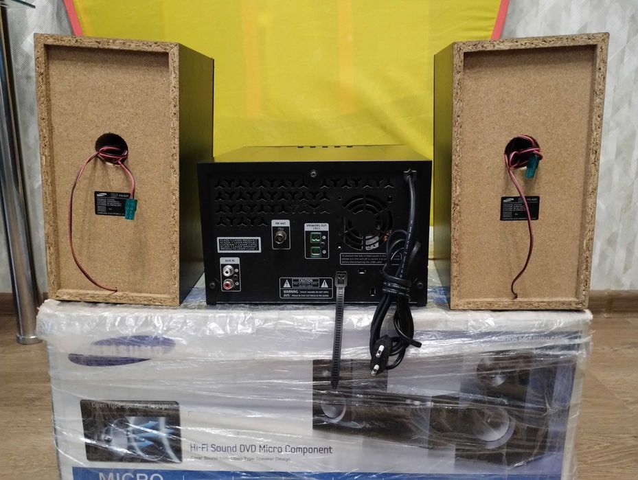 Современный муз центр 200 Вт ( блютуз / USB / AUX / CD / MP3 / тюнер )