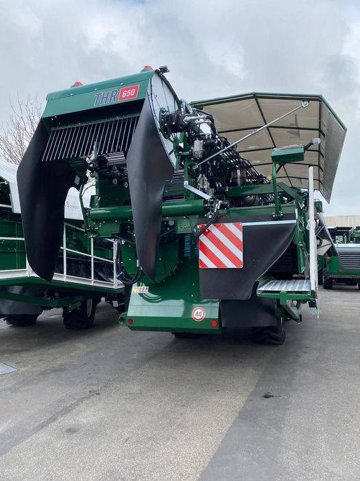 Kombajn do pomidorów SANDEI THR 850 S