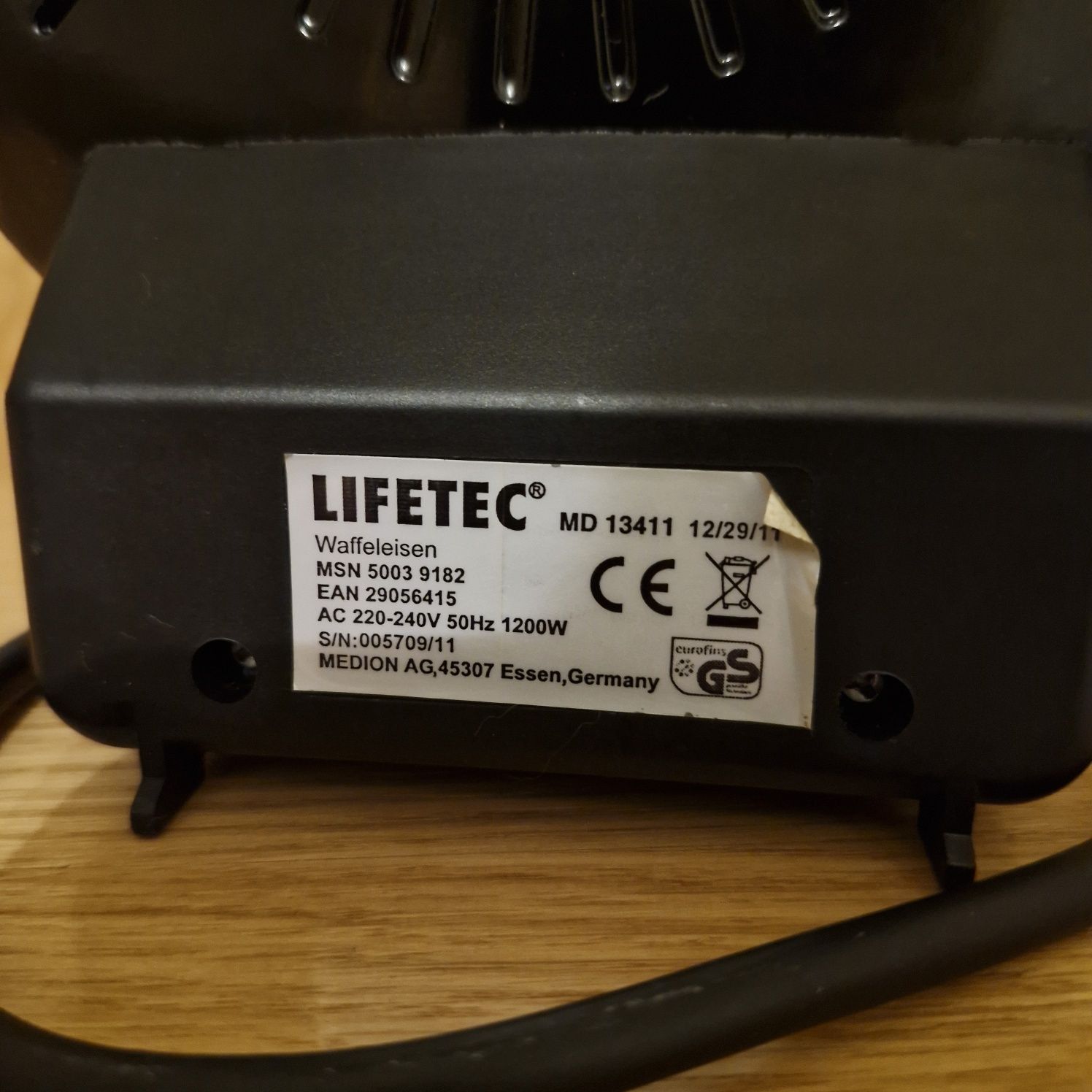 Gofrownica 1200W Liferec