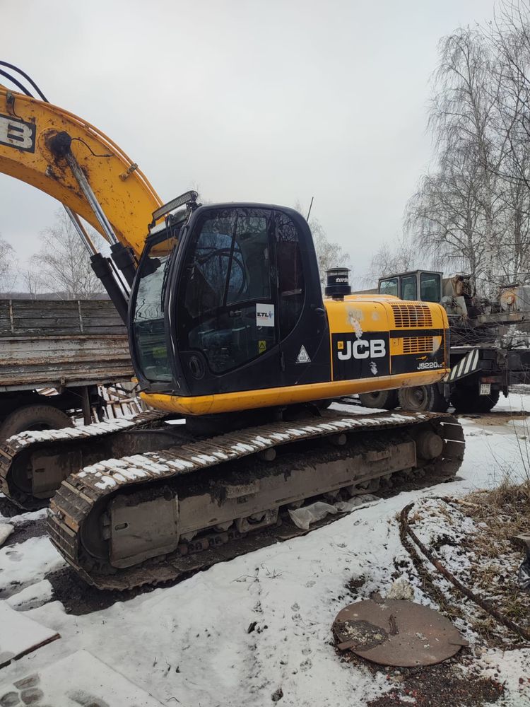 Продам Экскаватор JCB 220 2011 г