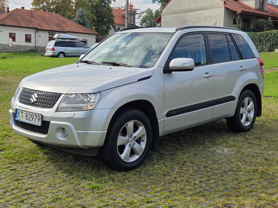 Suzuki Grand Vitara 2.4 benzyna automat