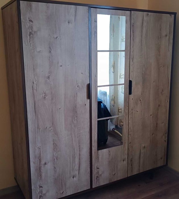 Zestaw 8 Lustro Ścienne Samoprzylepne Naklejane Łazienkowe 30x30cm