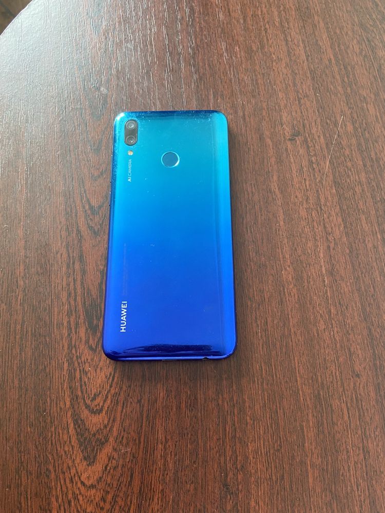 Телефон Huawei P Smart 2019