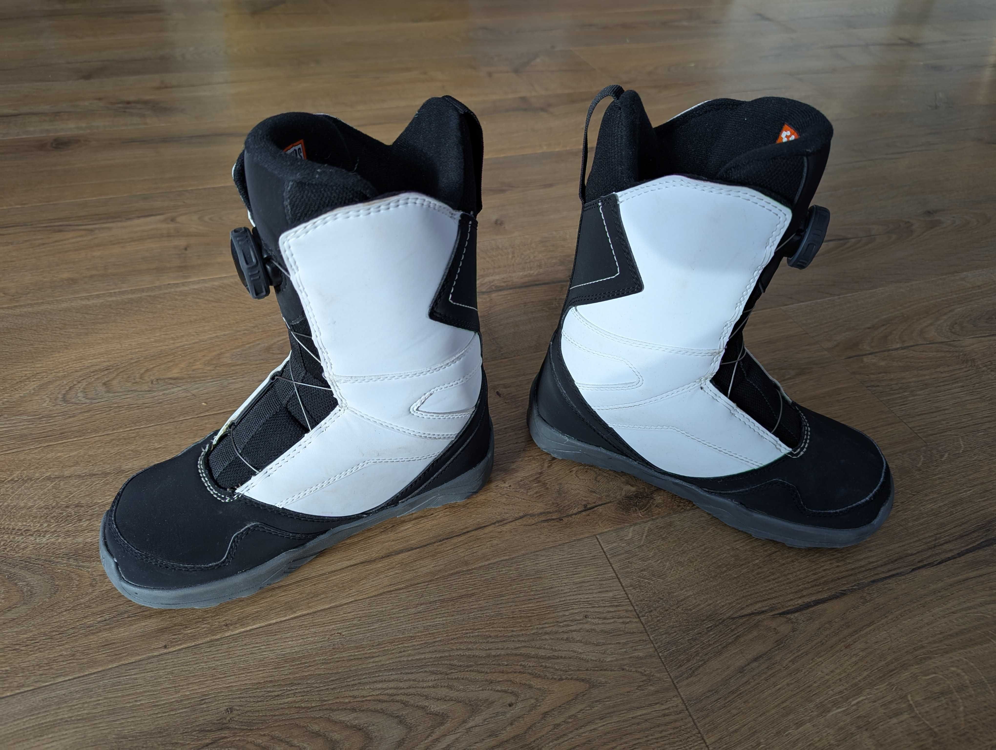Dziecięce buty snowboardowe ThirtyTwo KIDS BOA Jr rozm. 34