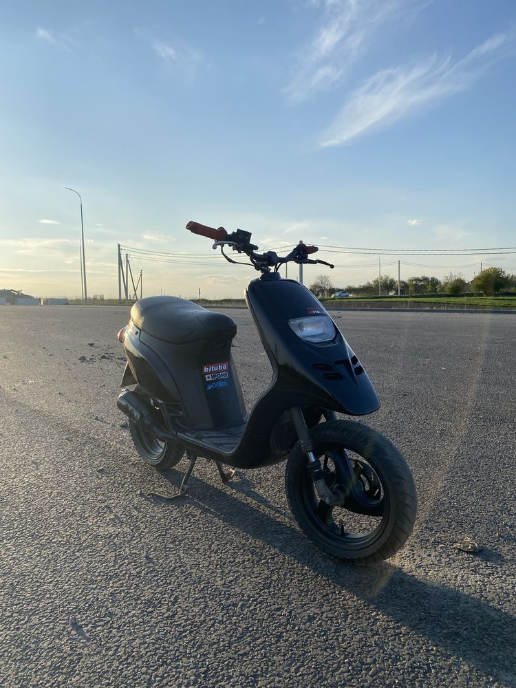 Продам скутер мопед Piaggio typhoon