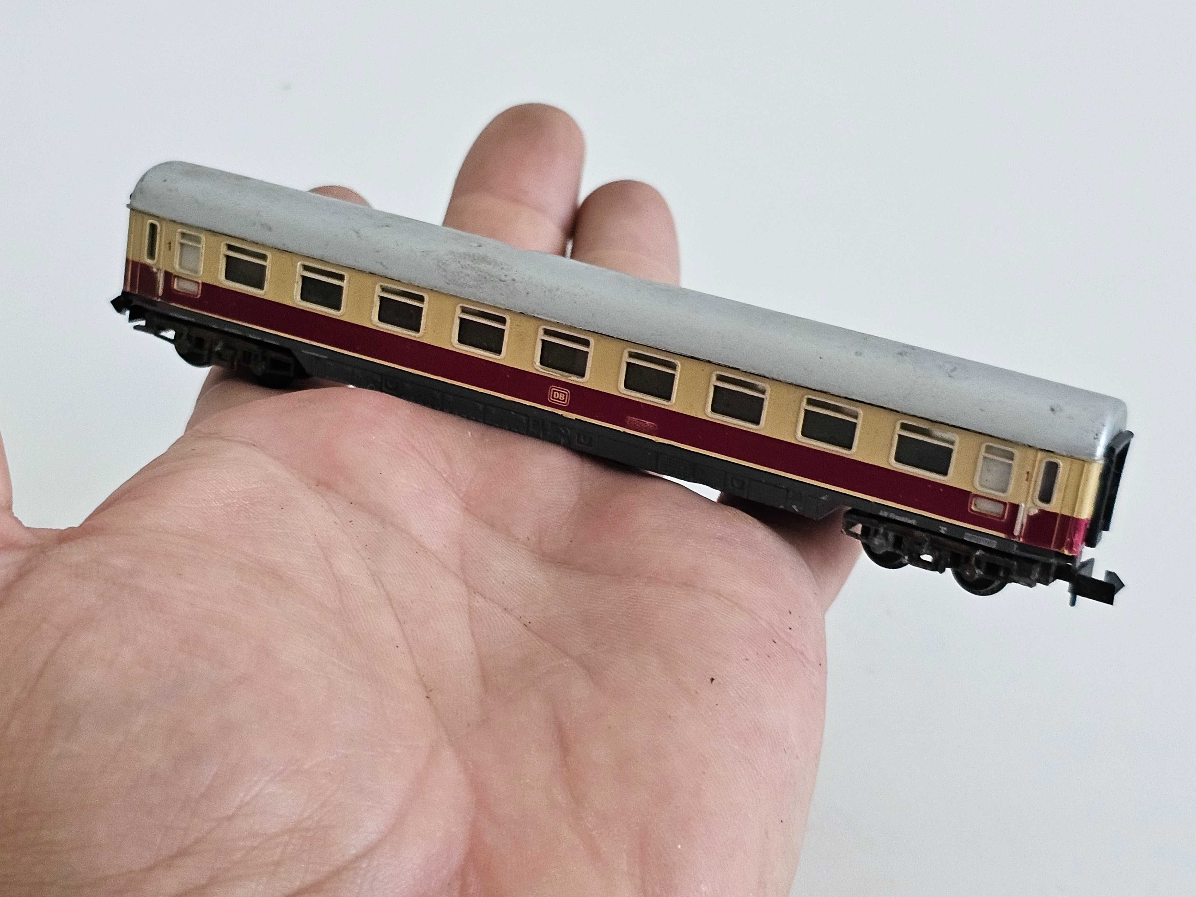 Trix wagon pasażerski osobowy DB skala N 1:160