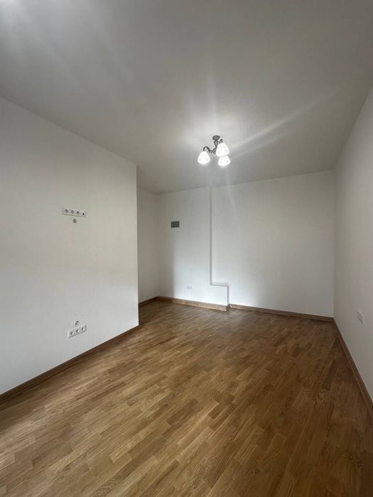 Оренда офісу з безперебійною системою живлення 87 м2 на стометрівці