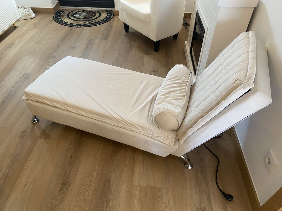 Vendo chaise long com massagem na lombar!