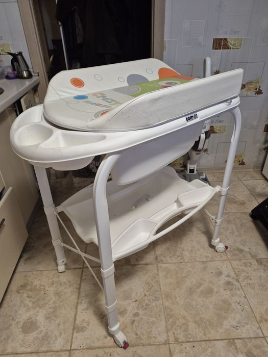 Ванночка  на коліщатках CAM