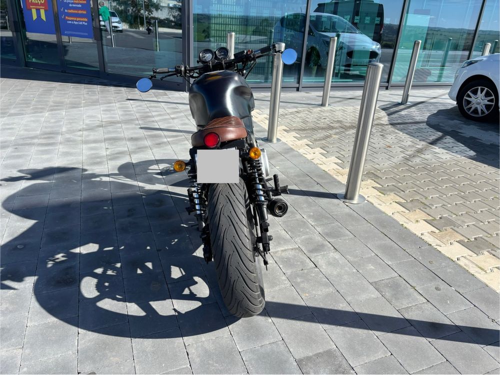 Honda CB 500 estilo Cafe Racer