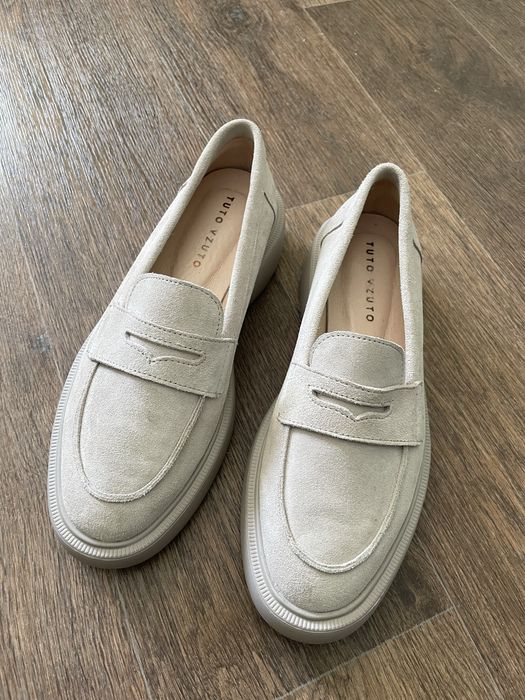 Лофери TUTO VZUTO бежеві замшеві