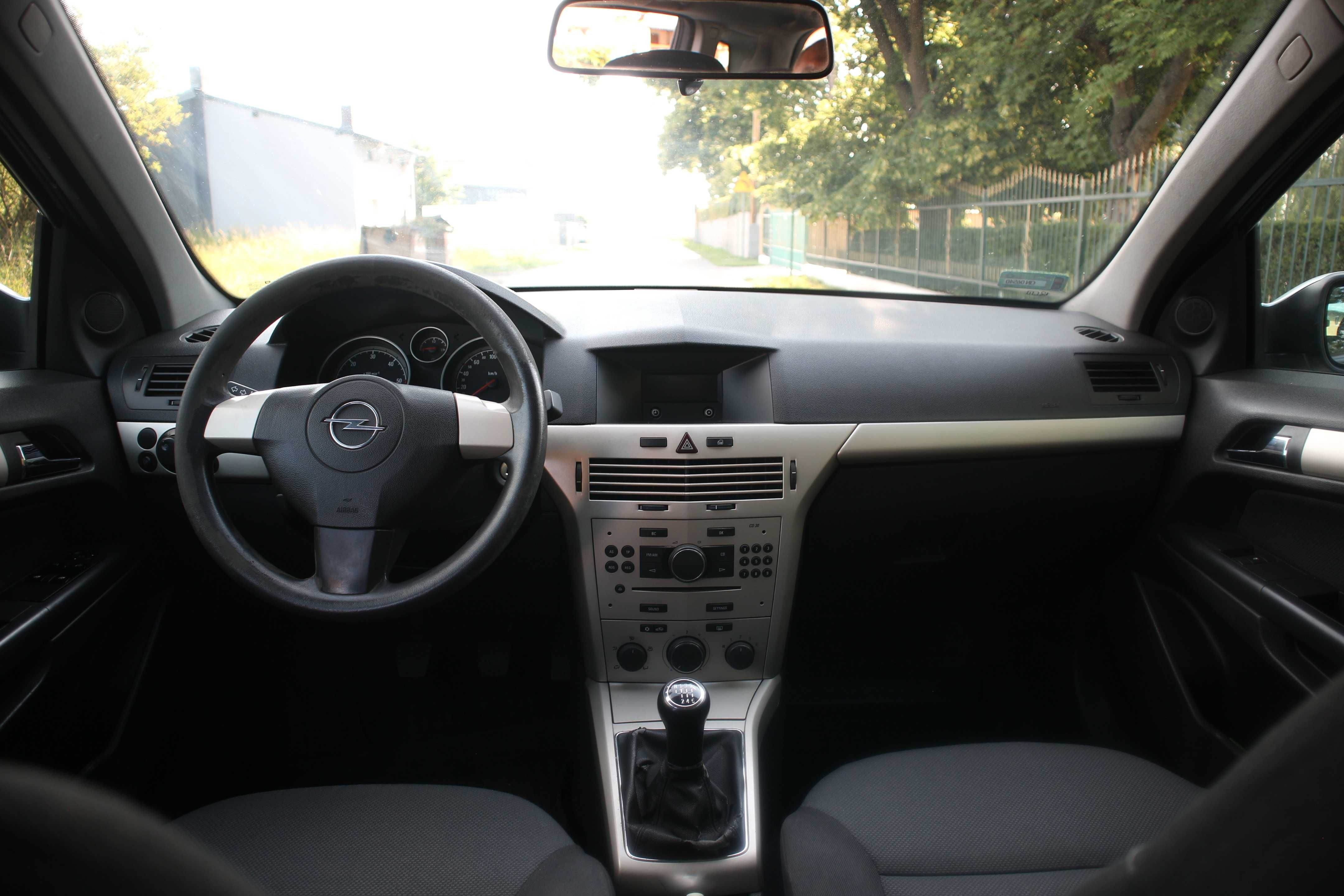 Opel Astra Zadbana Zarejestrowana