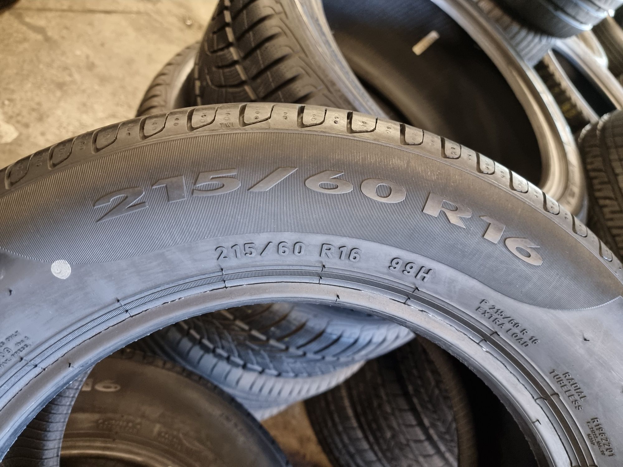 Шини літні 215х60хR16 Pirelli Cinturato P7 2 ШТ 95+% Протектор Як нові