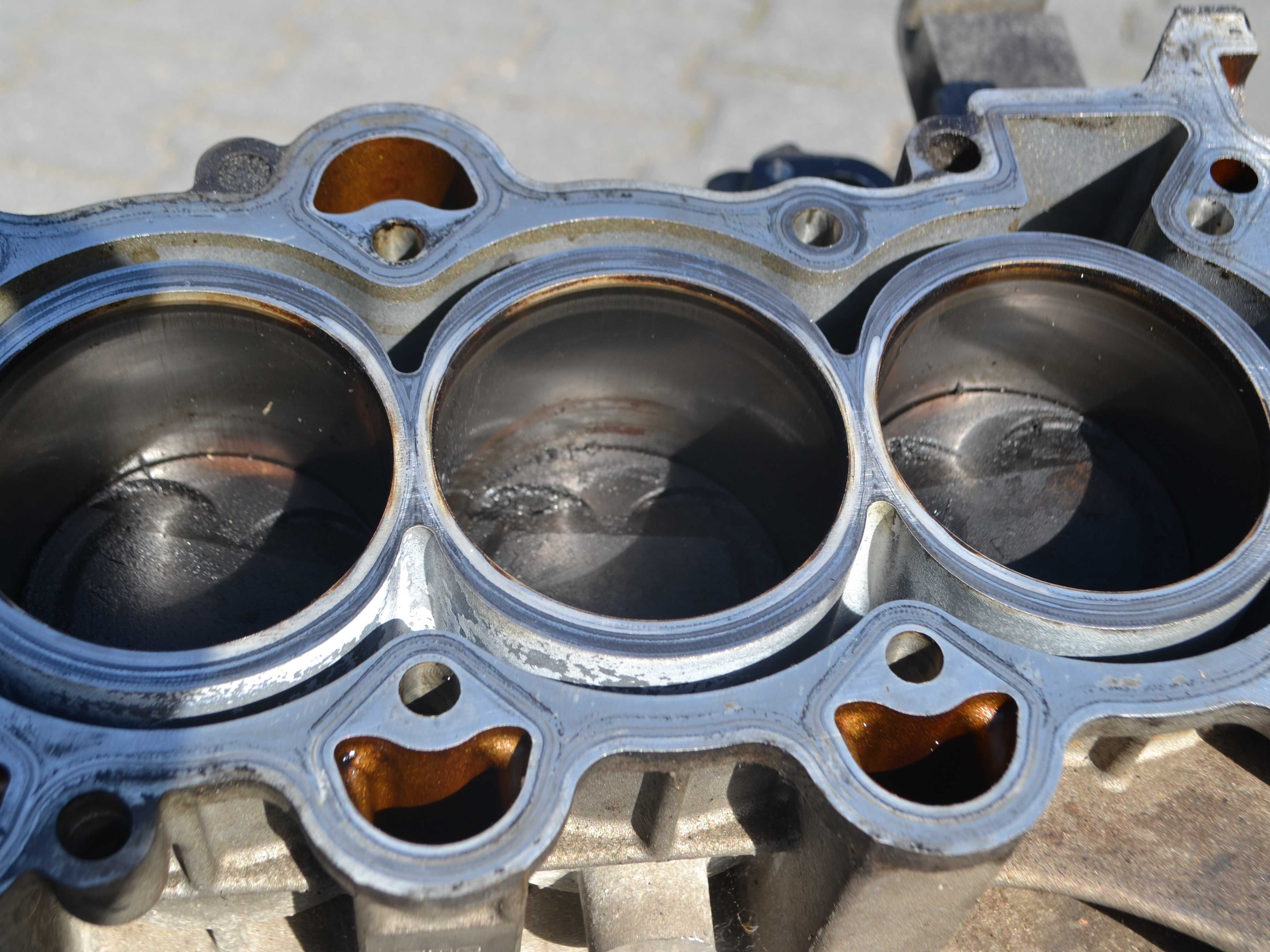 Blok Silnika, Tłoki, Korbowody Hyundai KIA 1.4 16V