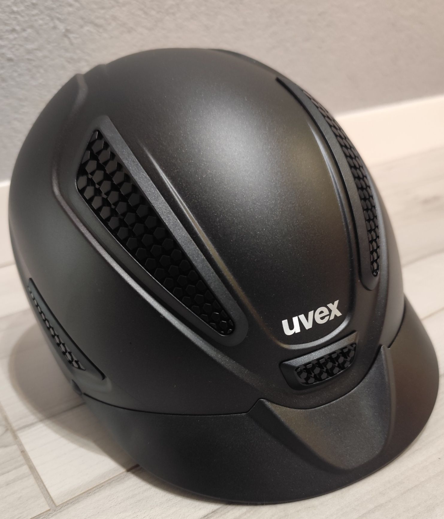 Kask jeździecki toczek UVEX PERFEXXION II xxs/s 52-54 cm black mat