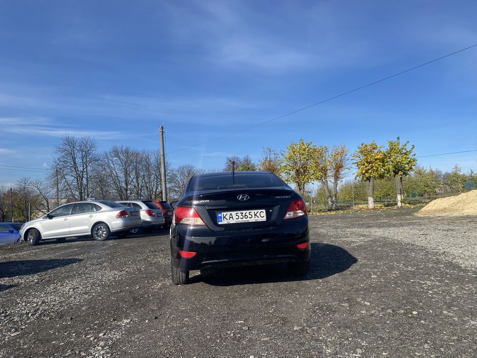 Hyundai Accent 2011 рік
