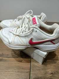 Buty sportowe białe Nike