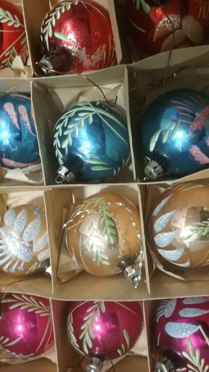 Bombki na choinkę z czasów PRL