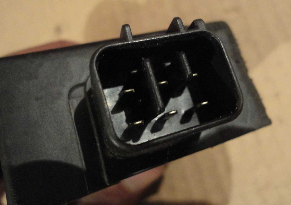 коммутатор Yamaha TZR 125 Belgarda блок регулятор реле замок датчик