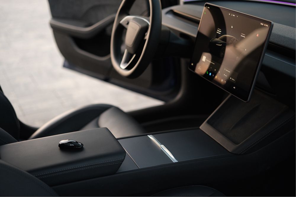Tesla model 3 Highland