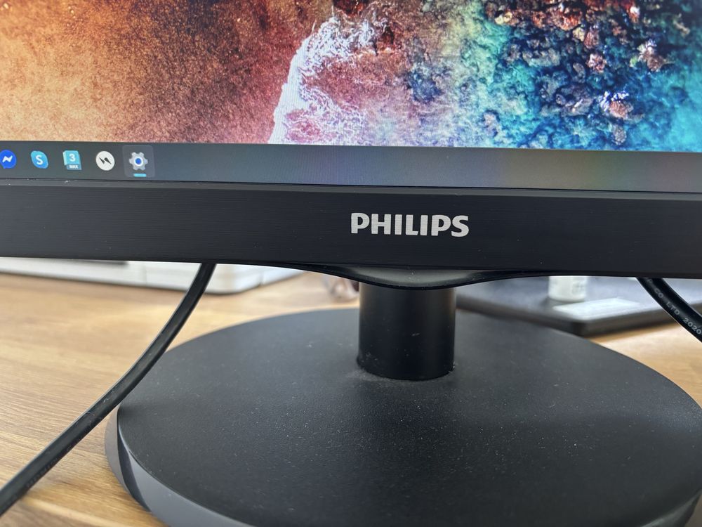 Monitor Philips 223V5L