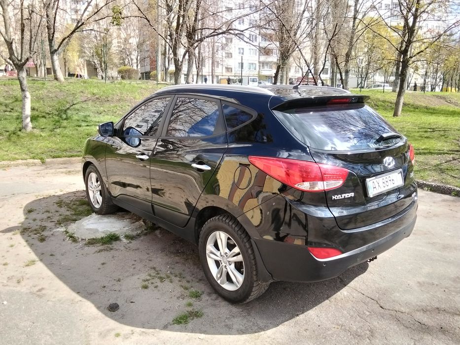 Продам Hyundai ix35 -2012