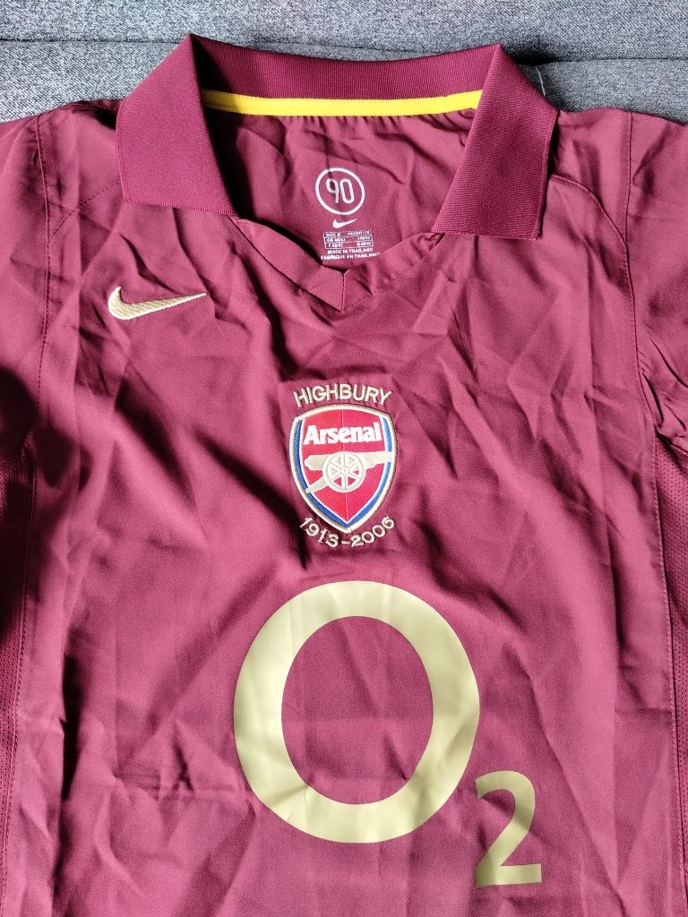 Retro koszulka piłkarska Arsenal Londyn rozmiar M bez nadruku, 05/06