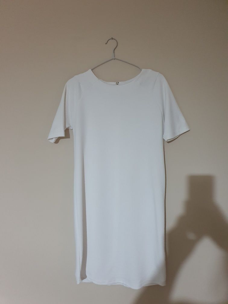 Biała sukienka rozmiar S