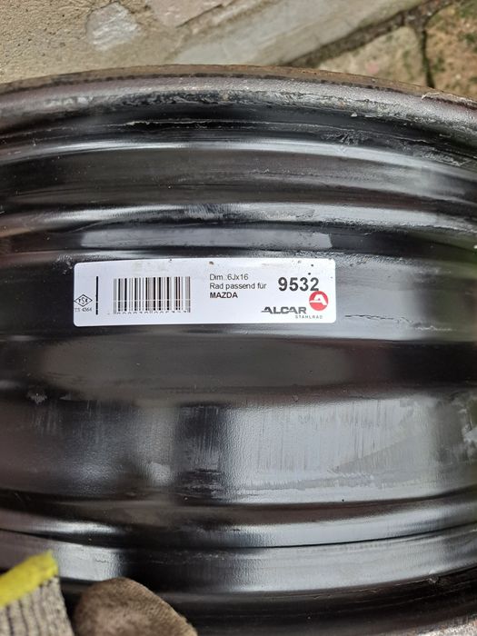 Felgi stalowe Mazda 3 III R16 5x114,3 otw. 67,1 komplet 4szt. oryginał