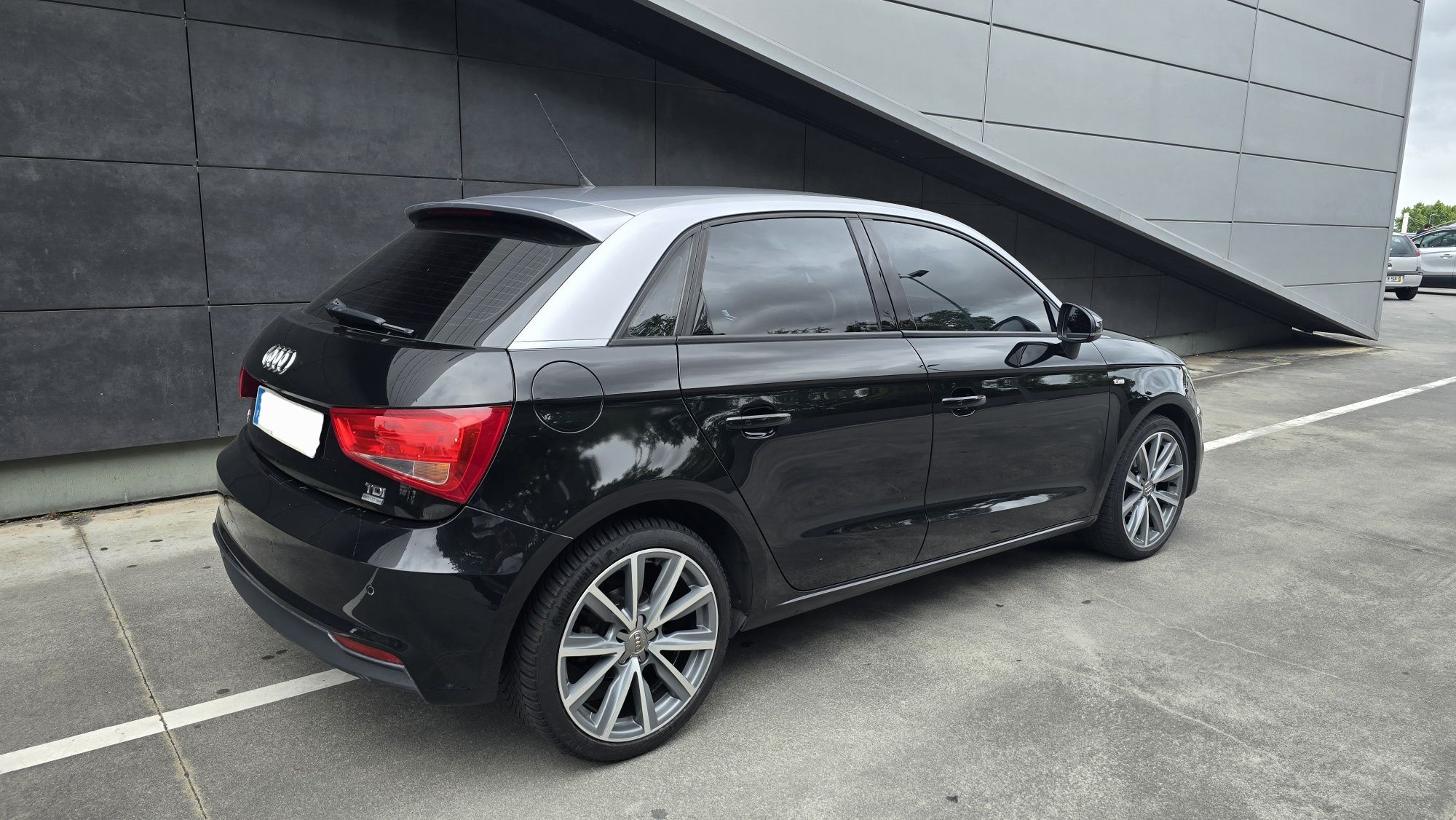 Audi A1 TDI SPORTBACK SLINE GPS 2016