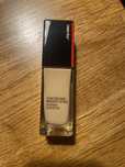 Podkład Shiseido Synchro Skin Radiant Lifting Foundation Advanced