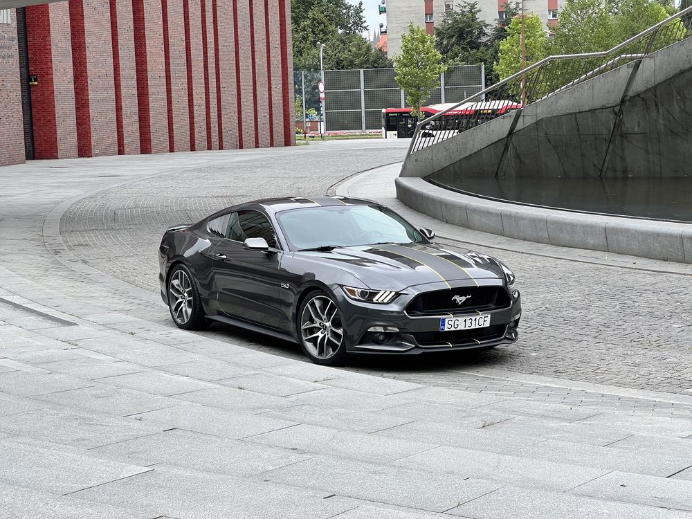 Wynajem Ford Mustang GT 5.0 V8 WYDECH bez kaucji wypożyczalnia