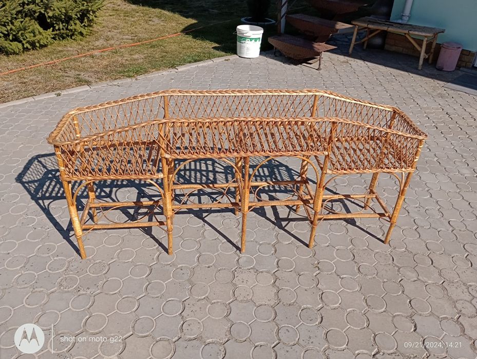 Подставка для вазонов