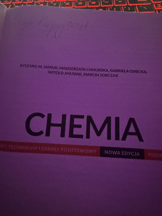 Chemia podręcznik dla klasy pierwszej zakres podstawowy