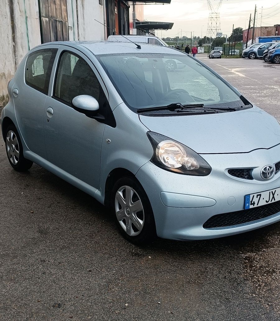 Toyota Aygo 1.4Hdi Diesel 5 Portas