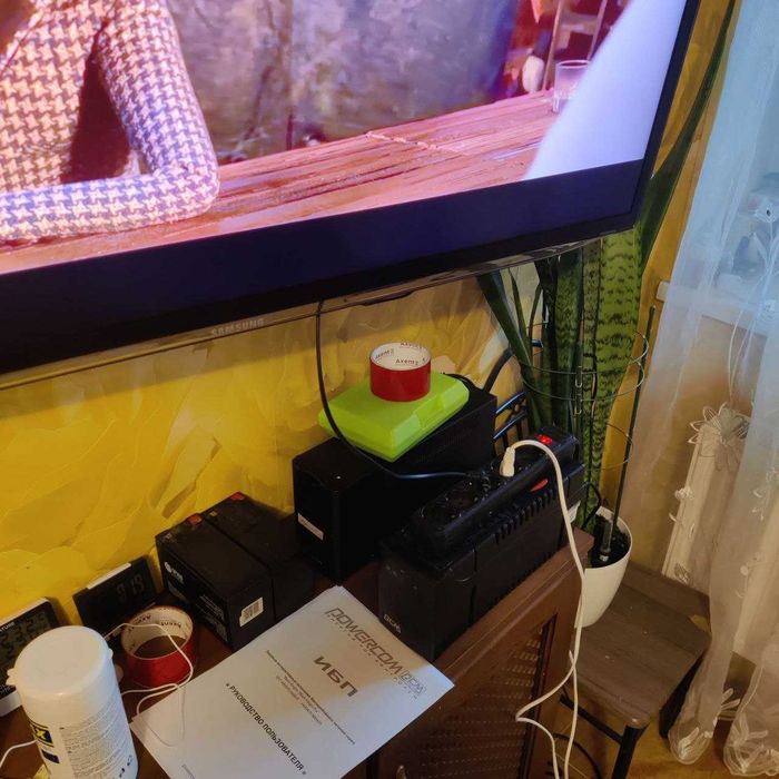 ДБЖ Powercom BNT-600AP 360W USB джерело безперебійного живлення