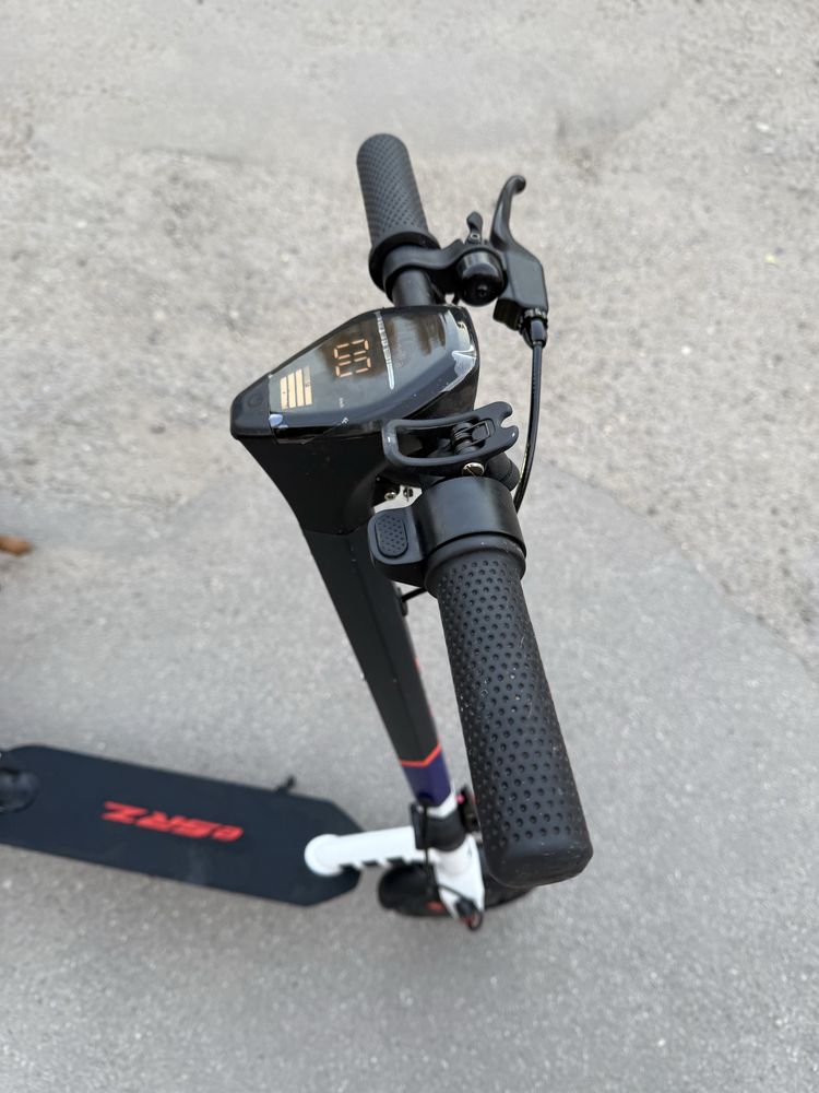 Електросамокат Aprilia eSRZ