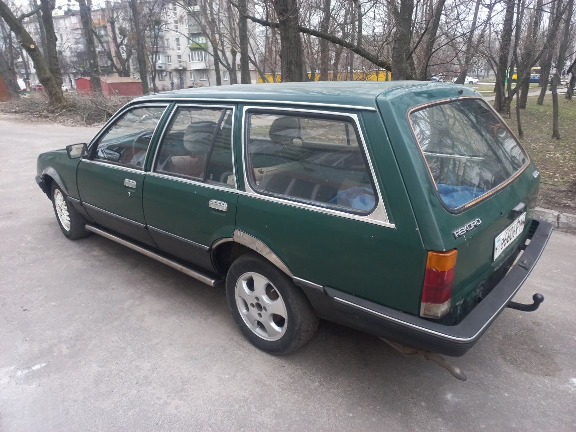 Opel Rekord 1986